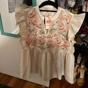 Women’s Floral Embroidery Blouse Size Small
